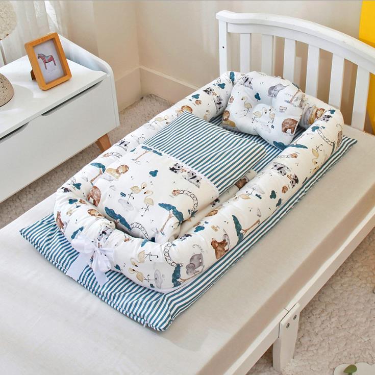  Foldable baby crib with pearl cotton padding and removable cover