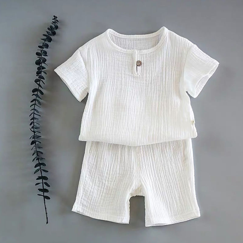 Baby casual outfit set available in sizes 80 to 130 for ages 0-7 years