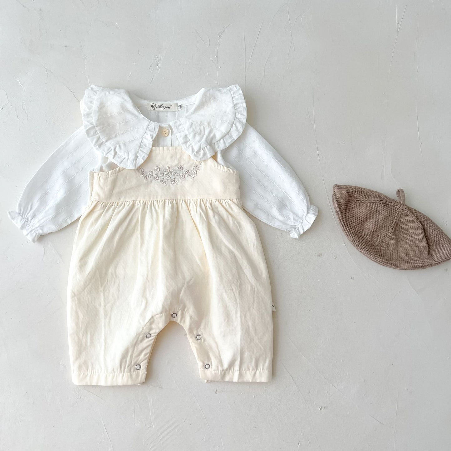 Girls suspender romper white top and pants set